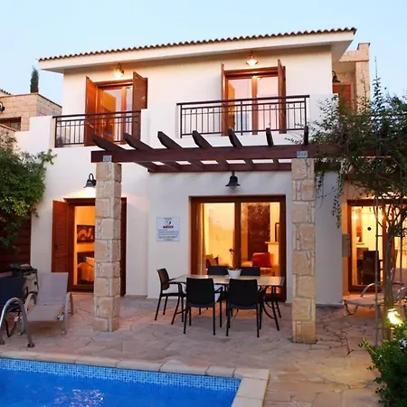 Aphrodite Hills Junior Junior J009 Air Conditioning Private Pool 3 Bedrooms P *